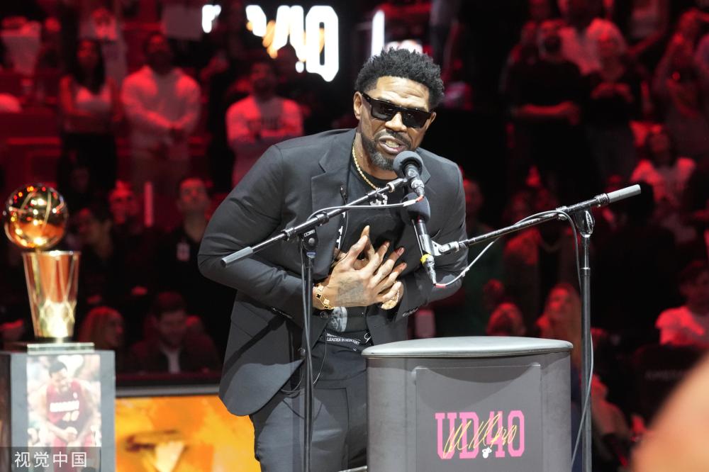 的红黄牌裁 的红黄牌裁