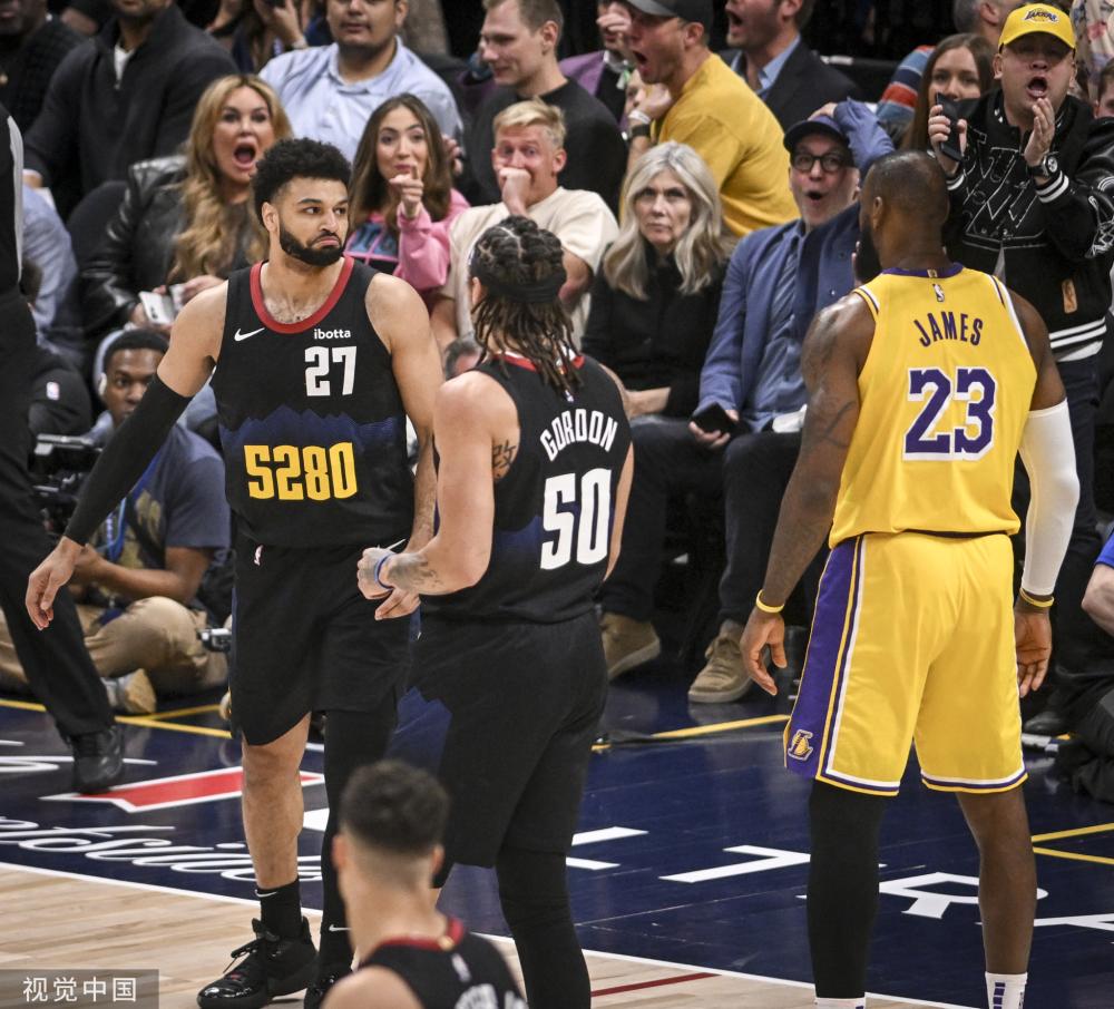 往极其严厉 往极其严厉